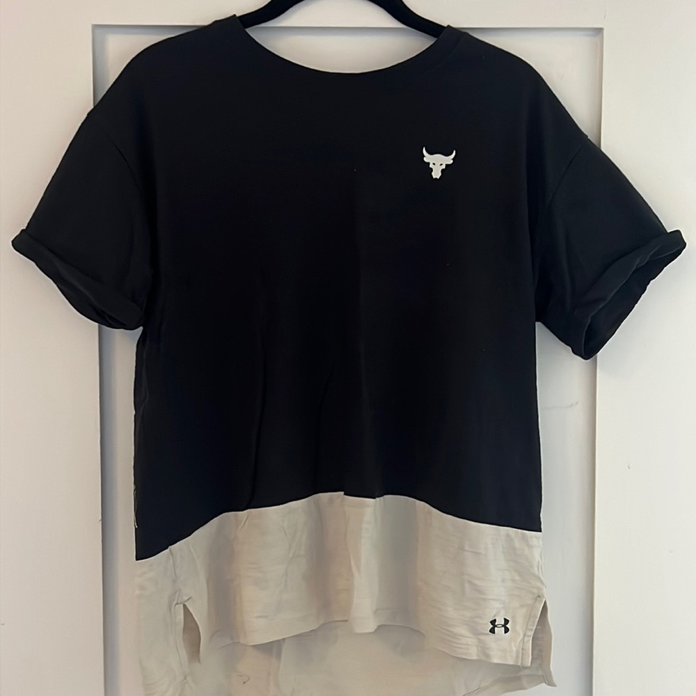 Under Armour T-Shirt in black and cream